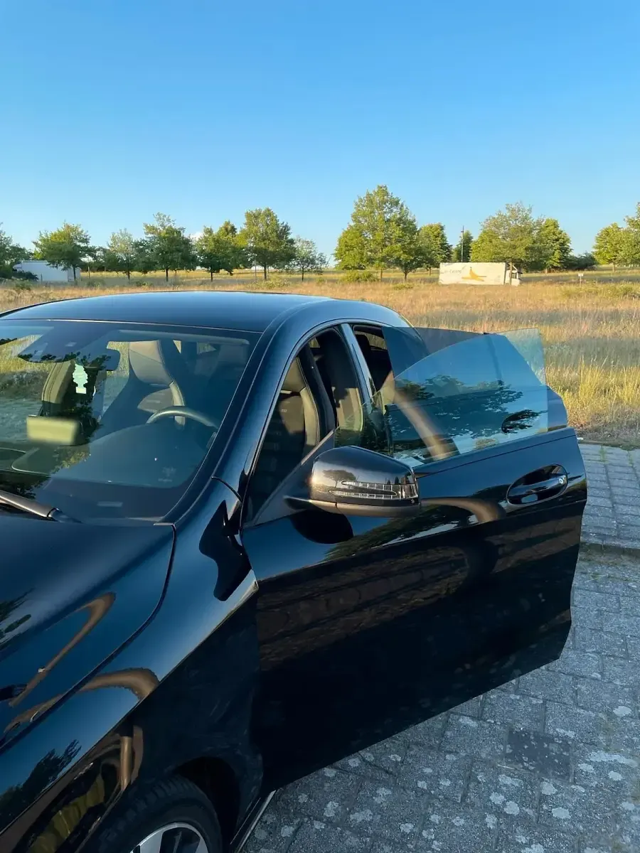 Gebraucht Mercedes 200 136 PS (100 kW) 2017 Schwarz Kombi