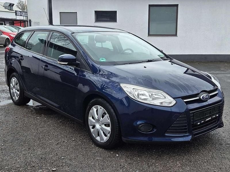 Gebraucht Ford Focus Ambiente 95 PS (69 kW) 2011 Blau Kombi