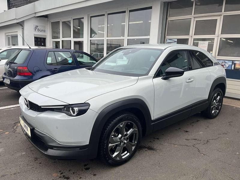 Weiß Gebraucht 2022 Mazda MX30 Ad'Vantage SUV | 15.480 € (Superpreis) - Bild 1/4