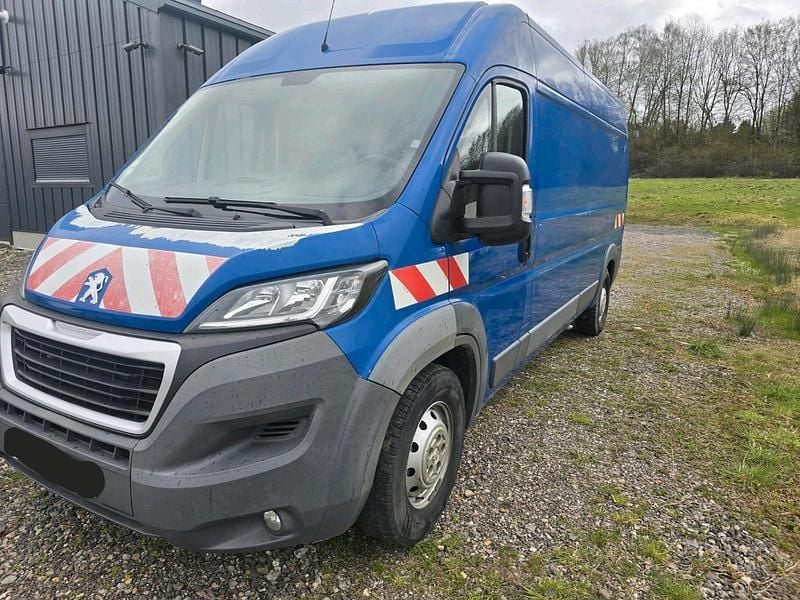 Gebraucht Peugeot Boxer 150 PS (110 kW) 2016 Van