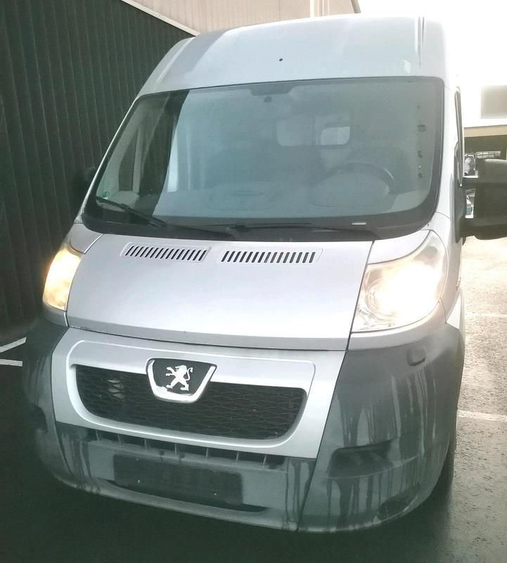 Gebraucht Peugeot Boxer 120 PS (88 kW) 2008 Silber Van