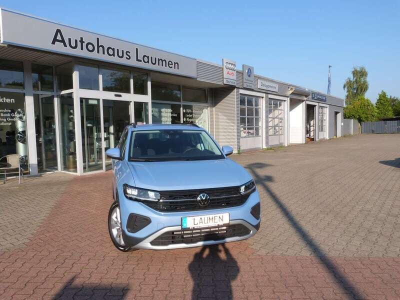 Clear blue metallic Gebraucht 2024 VW T-Cross Life SUV | 23.900 € (Fairer Preis) - Bild 1/4