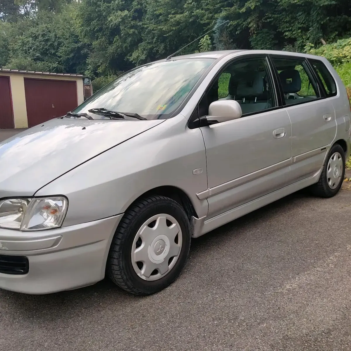 Gebraucht Mitsubishi Space Star 122 PS (89 kW) 2000 Van / Kleinbus