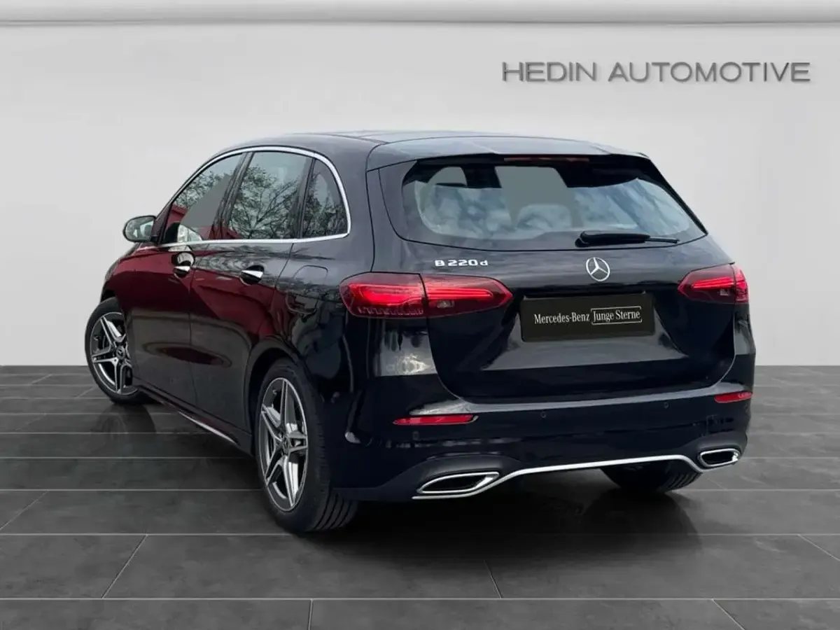 Gebraucht Mercedes B220 AMG 190 PS (139 kW) 2025 Schwarz Kleinwagen