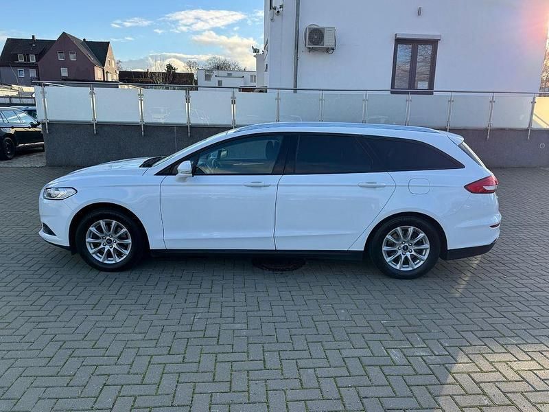 Weiß Gebraucht 2019 Ford Mondeo Business Edition Limousine | 7.599 € (Fairer Preis) - Bild 1/4