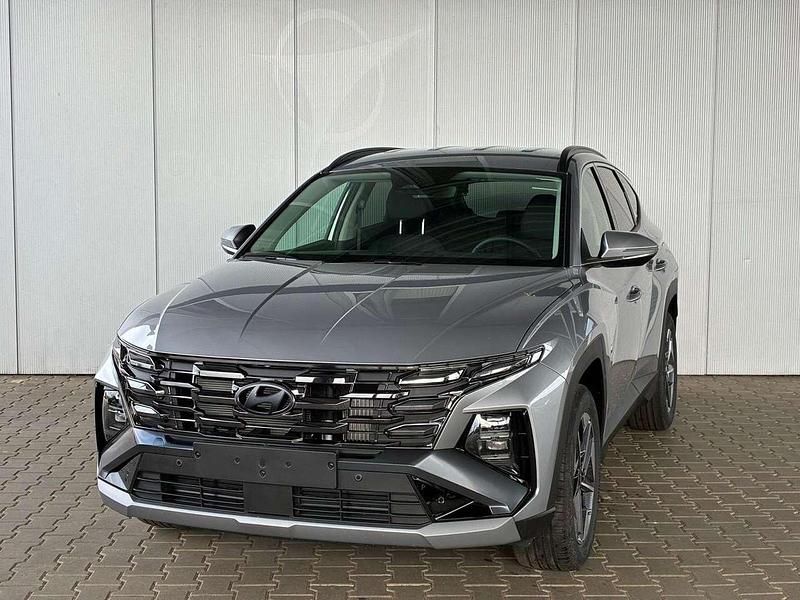 Shimmering silver meta... Neu 2025 Hyundai Tucson GO! SUV | 32.650 € (Superpreis) - Bild 1/4