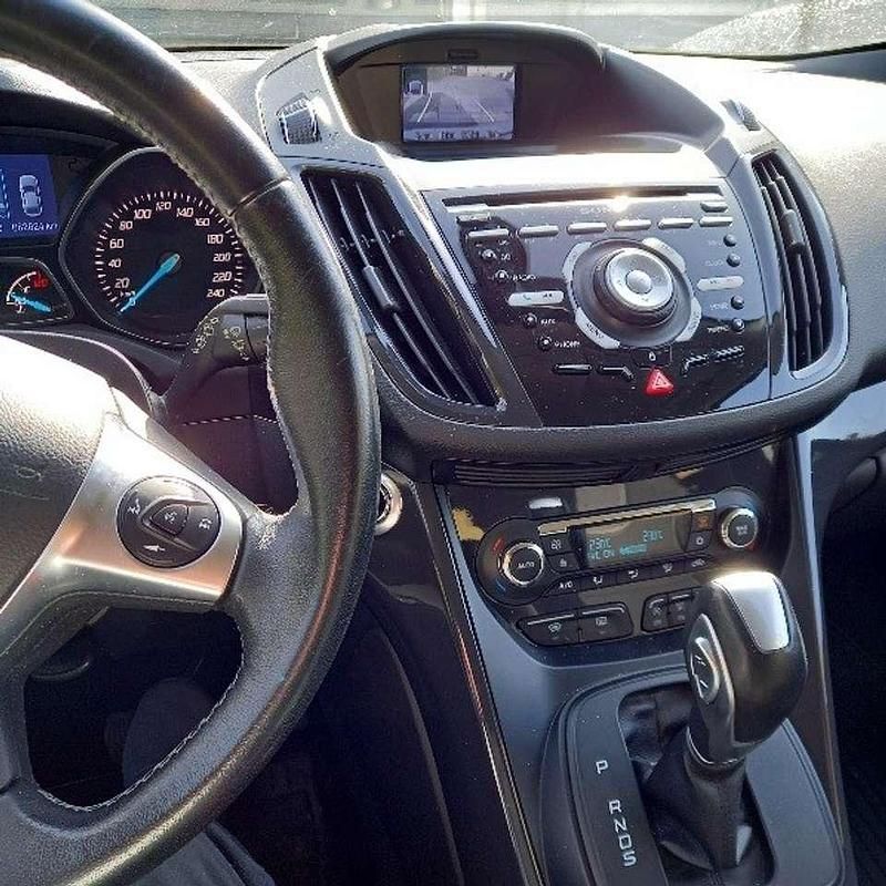 Gebraucht Ford Kuga Individual 150 PS (110 kW) 2015 Weiß SUV