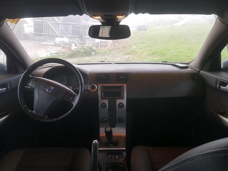 Gebraucht Volvo V50 136 PS (100 kW) 2004 Beige Kombi