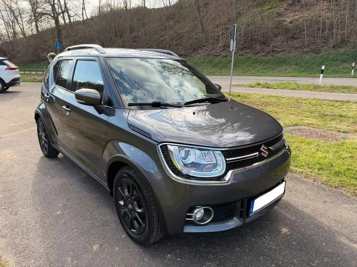 Gebraucht Suzuki Ignis Comfort+ 90 PS (66 kW) 2018 Grau SUV
