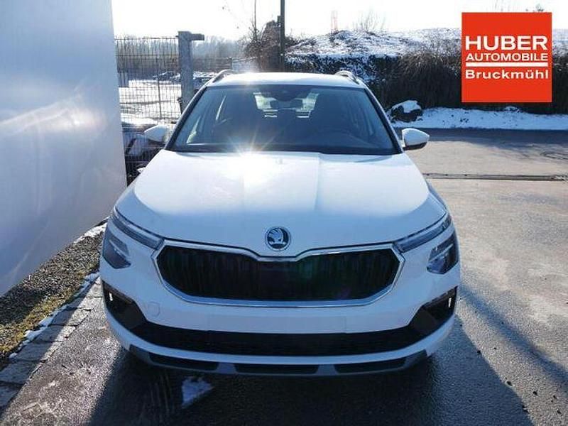Neu Skoda Kamiq Selection 150 PS (110 kW) 2026 Candyweiß SUV