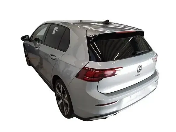 Gebraucht VW Golf VIII GTE 272 PS (200 kW) 2025 Oyster silver Limousine