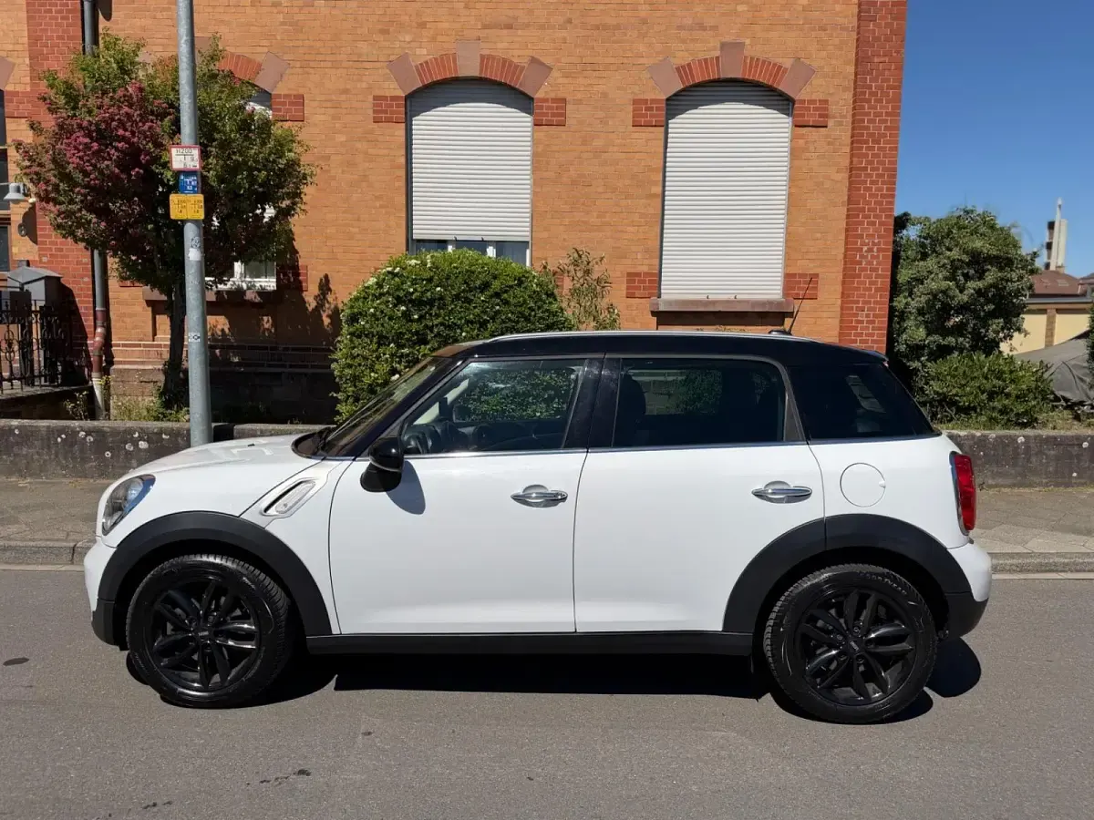 Gebraucht Mini Countryman Pepper 122 PS (89 kW) 2013 Weiß SUV