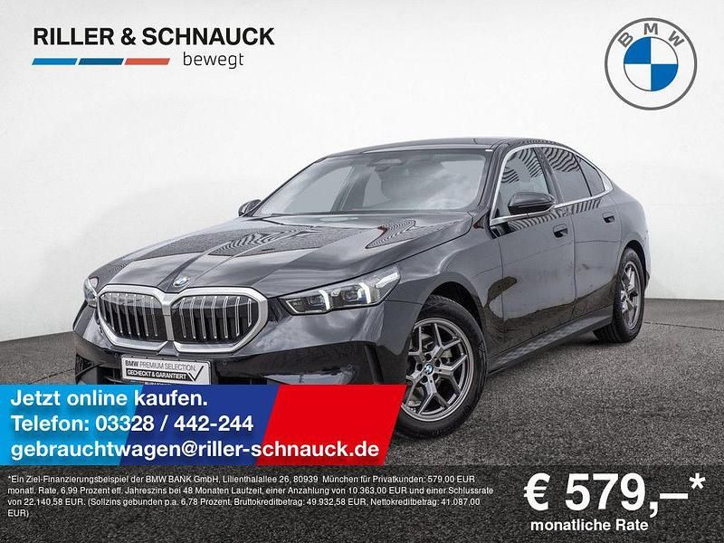 Schwarz Gebraucht 2024 BMW 520 Limousine | 51.450 € (Superpreis) - Bild 1/4