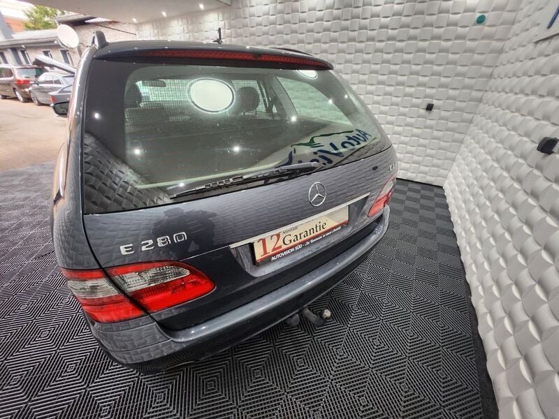 Gebraucht Mercedes E280 Avantgarde 190 PS (139 kW) 2008 Grau Kombi