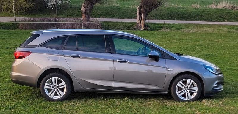 Usata Opel Astra Active 105 CV (77 kW) 2016 Station wagon