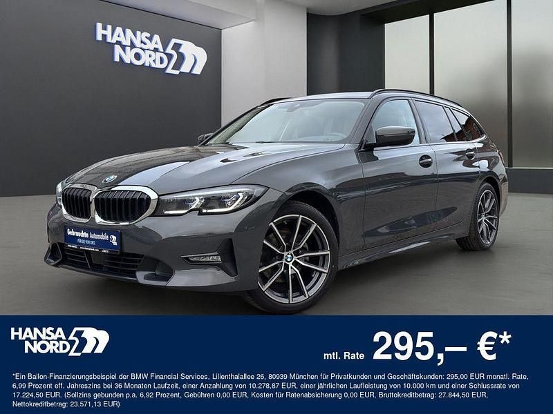 Grau Gebraucht 2022 BMW 320 Sport Line Limousine | 33.850 € (Etwas zu teuer) - Bild 1/4