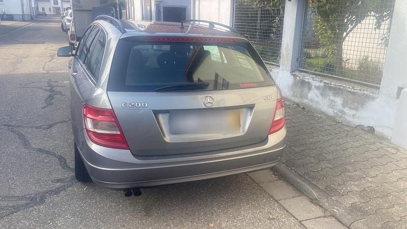 Grau Gebraucht 2008 Mercedes C200 Classic Kombi | 3.000 € (Superpreis) - Bild 1/4