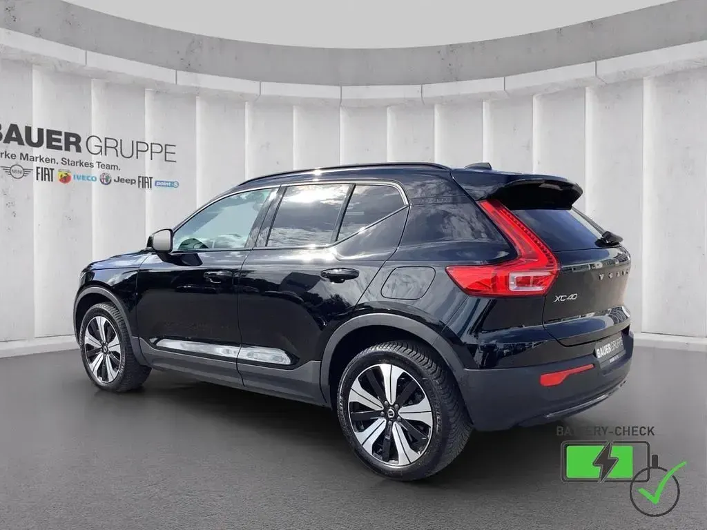 Gebraucht Volvo XC40 Plus 169 kW (231 PS) 2023 Schwarz SUV
