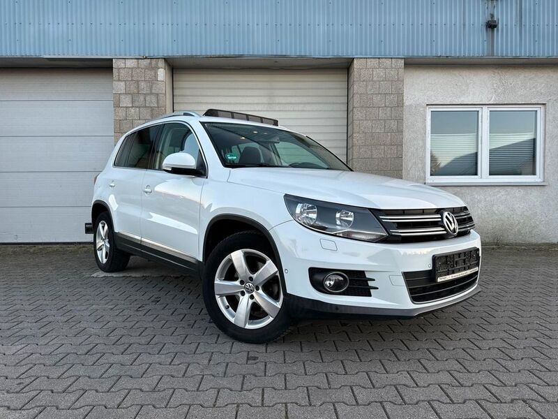 Weiß Gebraucht 2014 VW Tiguan Sportline SUV | 12.490 € (Fairer Preis) - Bild 1/4