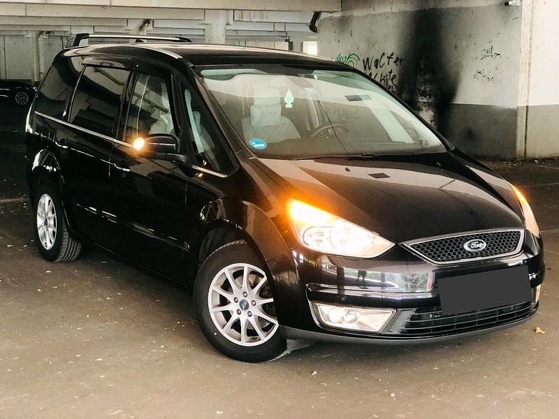 Schwarz Gebraucht 2006 Ford Galaxy Van / Kleinbus | 4.250 € (Guter Preis) - Bild 1/4