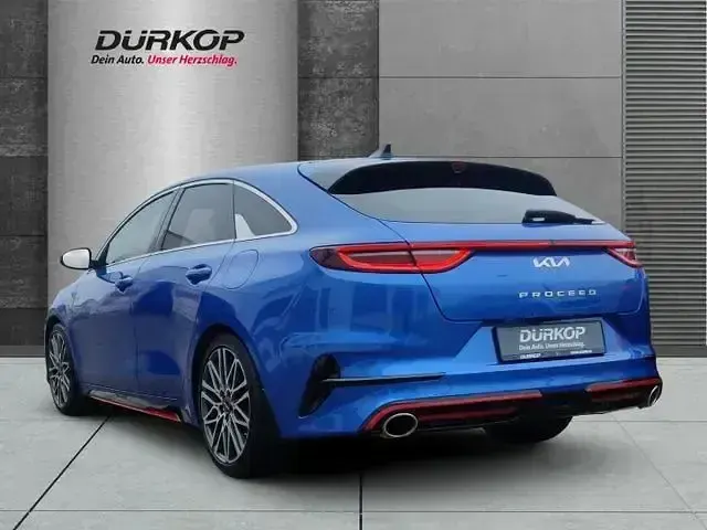 Second-hand Kia ProCeed GT GT 204 CP (150 kW) 2022 Albastru Hatchback