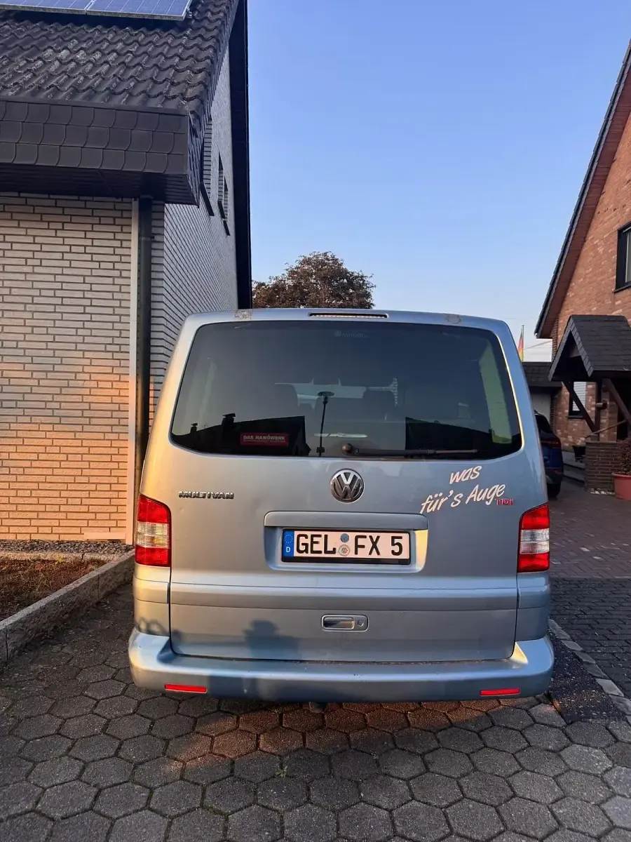 Gebraucht VW T5 174 PS (127 kW) 2007 Blau Van