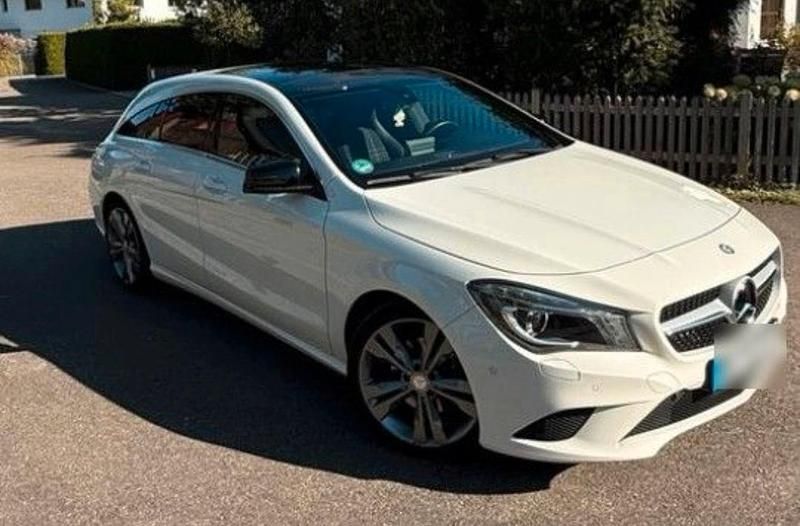 Gebraucht Mercedes CLA180 122 PS (89 kW) 2016 Weiß Limousine