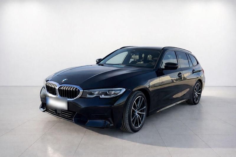 Gebraucht BMW 320 Sport Line 190 PS (139 kW) 2022 Schwarz Kombi