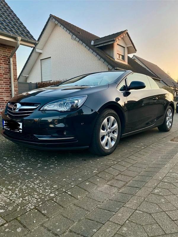 Gebraucht Opel Cascada 165 PS (121 kW) 2015 Schwarz Cabrio