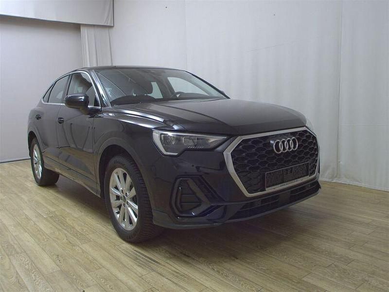 Gebraucht Audi Q3 Basis 150 PS (110 kW) 2022 Schwarz SUV