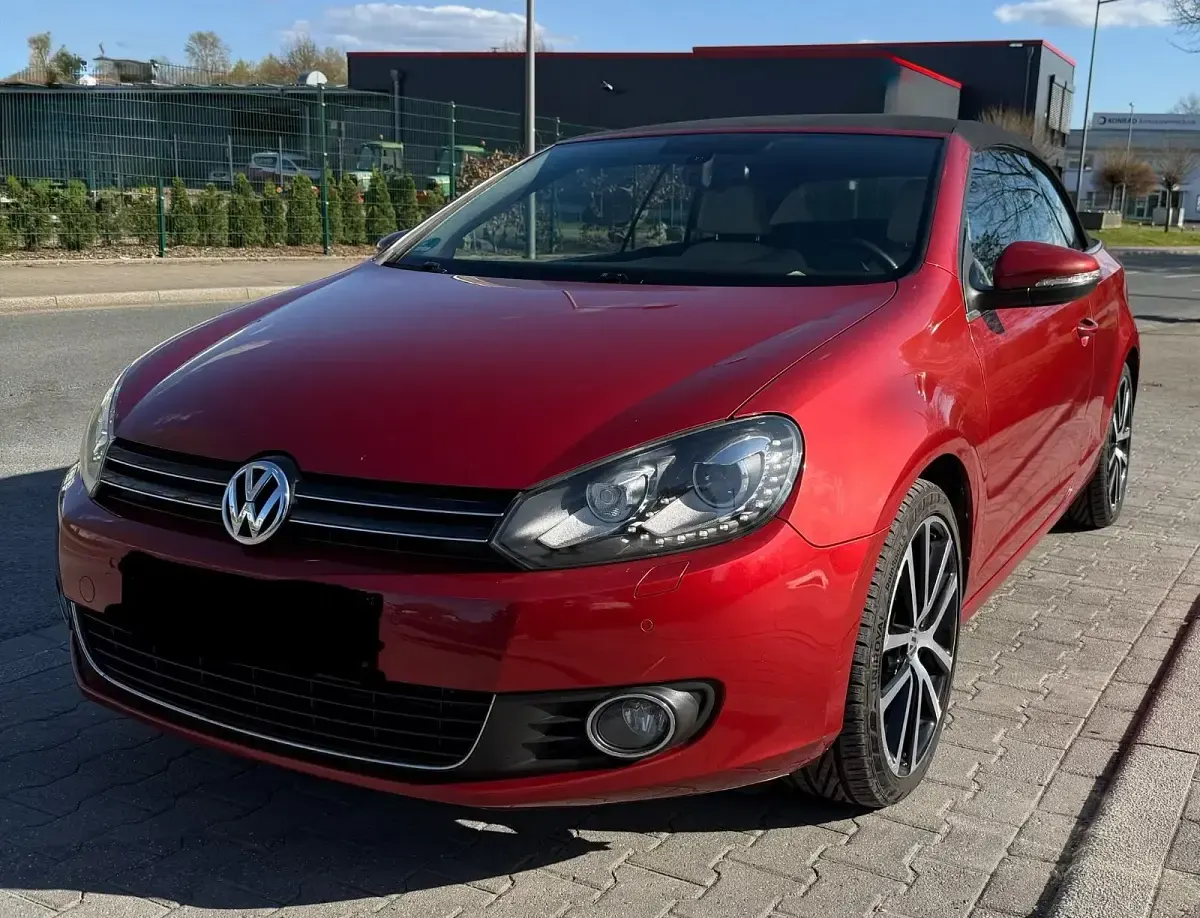 Gebraucht VW Golf Cabriolet 160 PS (117 kW) 2012 Rot Cabrio