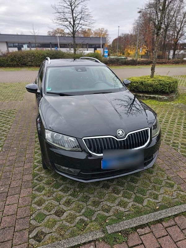 Schwarz Gebraucht 2013 Skoda Octavia Kombi | 8.400 € (Fairer Preis) - Bild 1/4