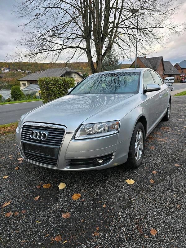 Grau Gebraucht 2004 Audi A6 Limousine | 2.650 € (Superpreis) - Bild 1/4