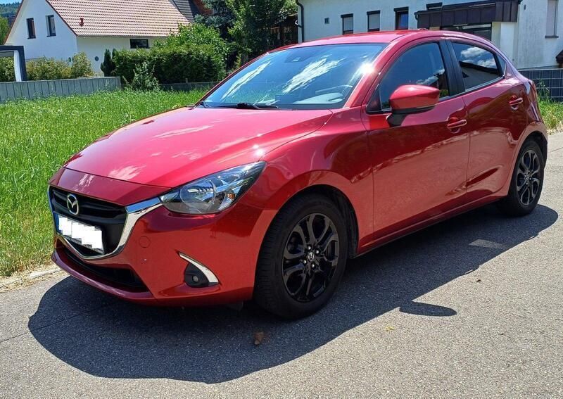 Rot Gebraucht 2019 Mazda 2 Limousine | 10.500 € (Guter Preis) - Bild 1/4