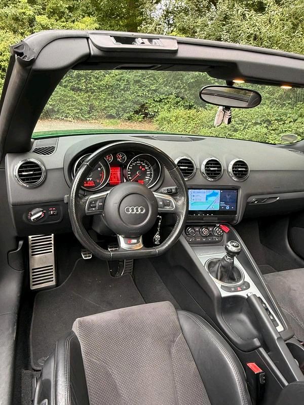 Second-hand Audi TTS S-Line 200 CP (147 kW) 2006 Argintiu Cabrio