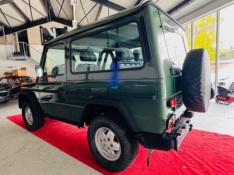 Gebraucht Mercedes G230 125 PS (91 kW) 1987 Grün SUV
