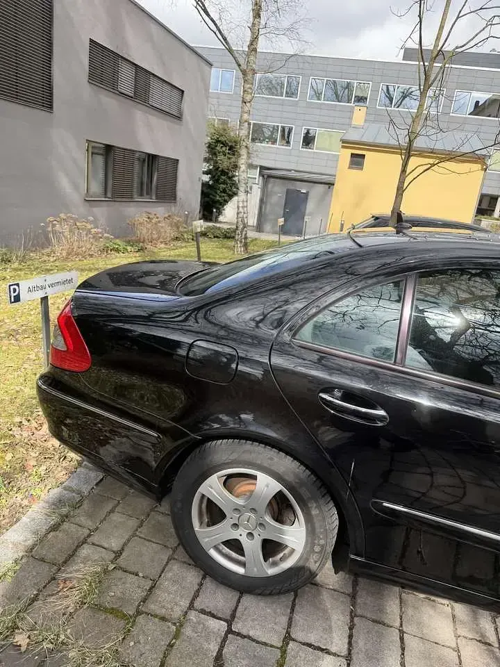 Gebraucht Mercedes E200 Elegance 184 PS (135 kW) 2007 Limousine