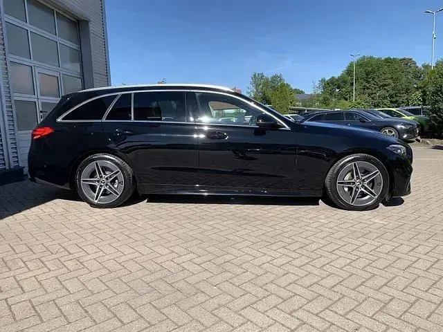 Gebraucht Mercedes C220 AMG line 197 PS (144 kW) 2024 Kombi