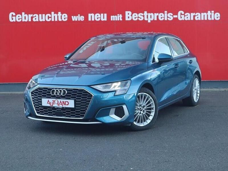 Gebraucht Audi A3 Comfort 110 PS (80 kW) 2021 Blau Limousine