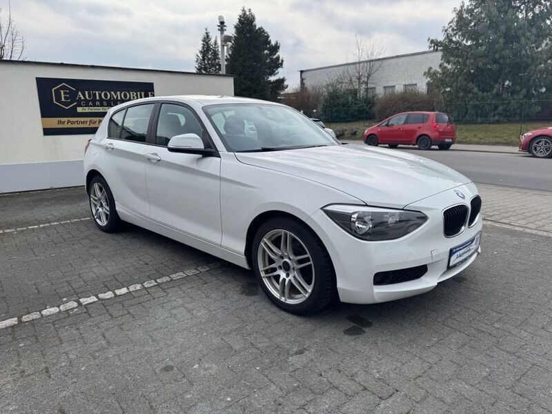Weiß Gebraucht 2013 BMW 114 Kleinwagen | 7.840 € (Fairer Preis) - Bild 1/4