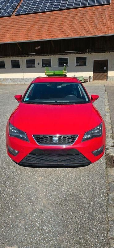 Gebraucht Seat Leon ST FR 150 PS (110 kW) 2014 Rot Kombi