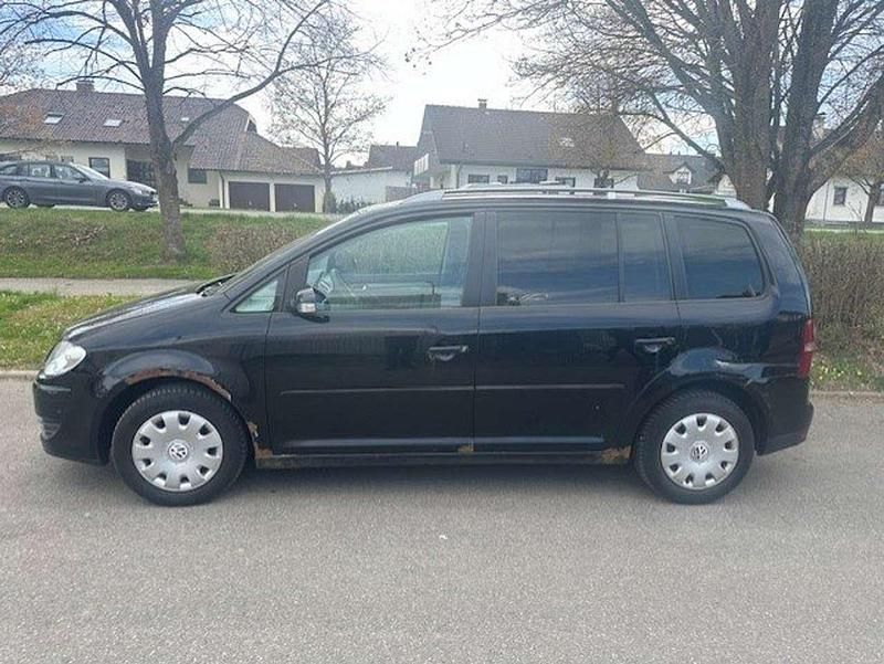Gebraucht VW Touran Trendline 105 PS (77 kW) 2007 Deep black perleffekt Van / Kleinbus