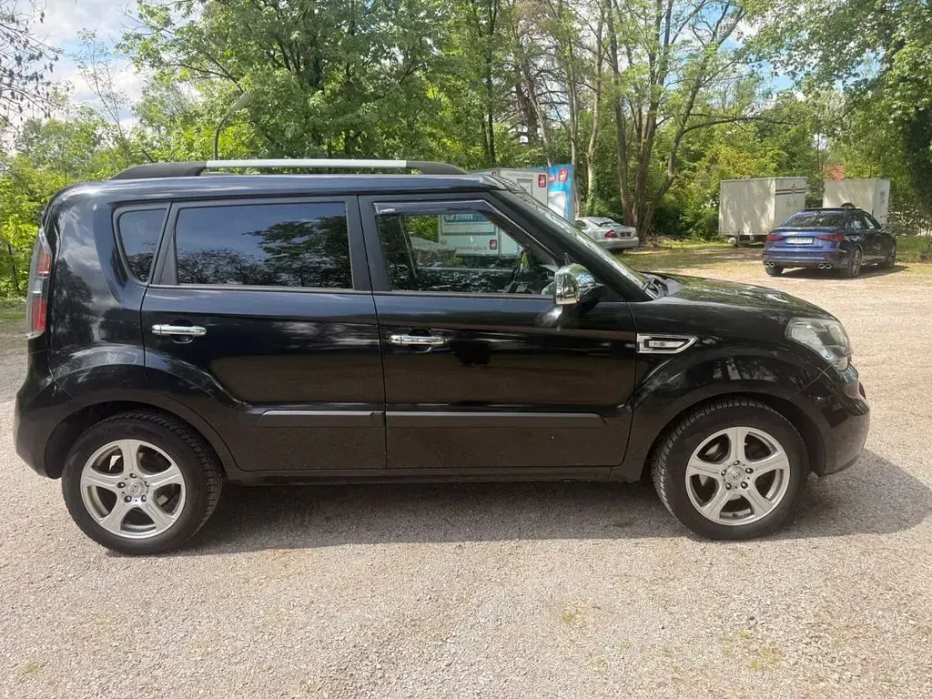 Gebraucht Kia Soul Spirit 128 PS (94 kW) 2011 Schwarz SUV