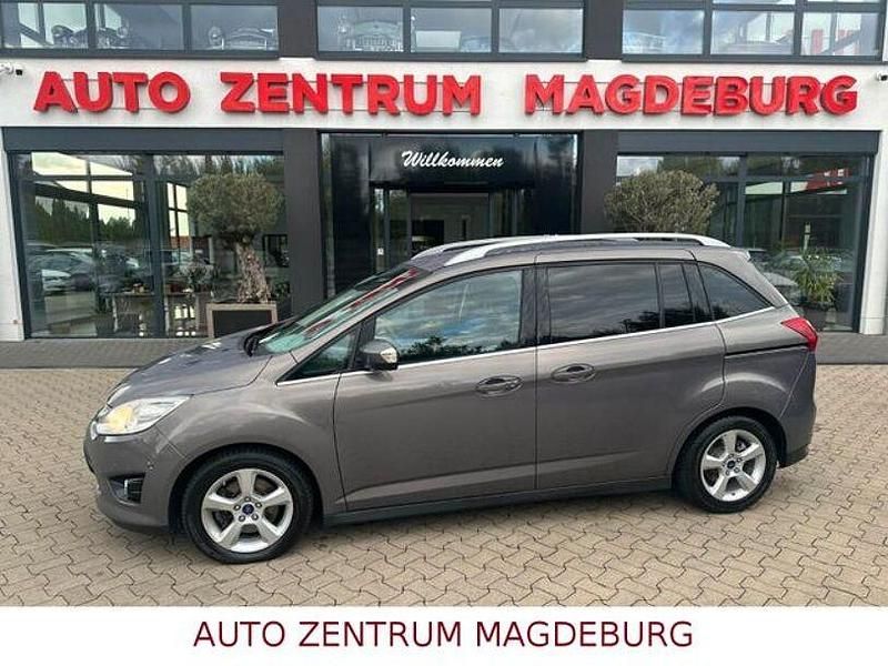 Braun Gebraucht 2015 Ford Grand C-Max Van / Kleinbus | 7.950 € (Etwas zu teuer) - Bild 1/4