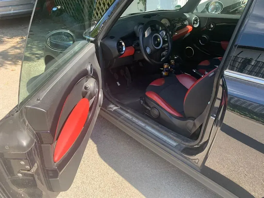 Gebraucht Mini Cooper 120 PS (88 kW) 2008 Schwarz Kleinwagen