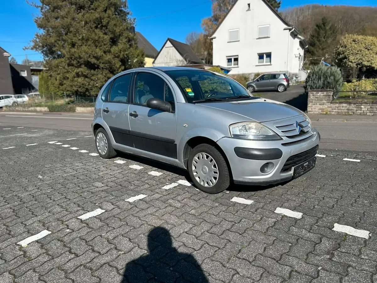 Gebraucht Citroën C3 73 PS (53 kW) 2006 Silber Kleinwagen