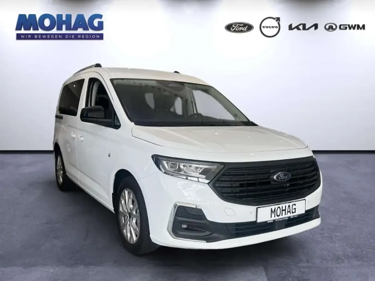 Neu Ford Tourneo Connect Titanium 122 PS (89 kW) 2026 Frostweiß Van / Kleinbus