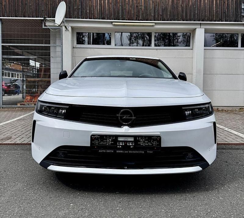 Gebraucht Opel Astra Elegance 131 PS (96 kW) 2023 Weiß Limousine