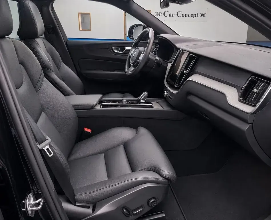 Gebraucht Volvo XC60 Inscription 235 PS (172 kW) 2021 Schwarz SUV