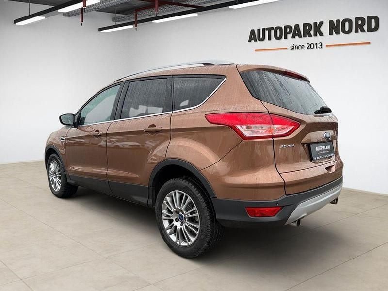 Gebraucht Ford Kuga Titanium 182 PS (133 kW) 2015 Burnished glow SUV
